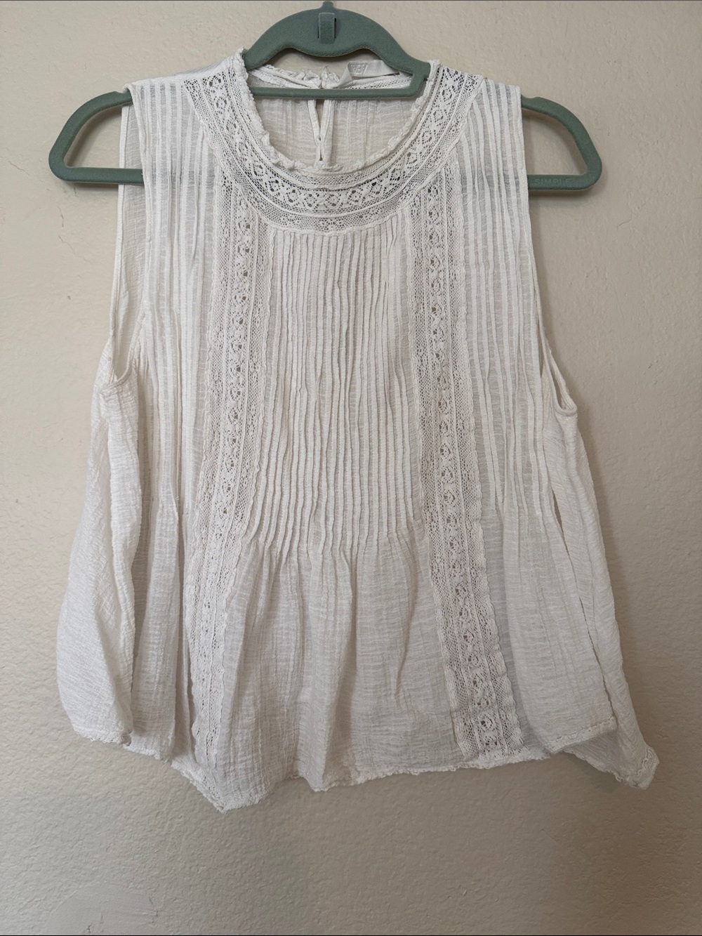 Zara Women's White Sleeveless Peasant Top Size L